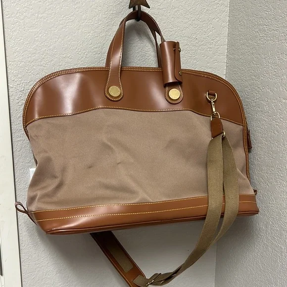 Vintage Dooney Bourke duffle bag